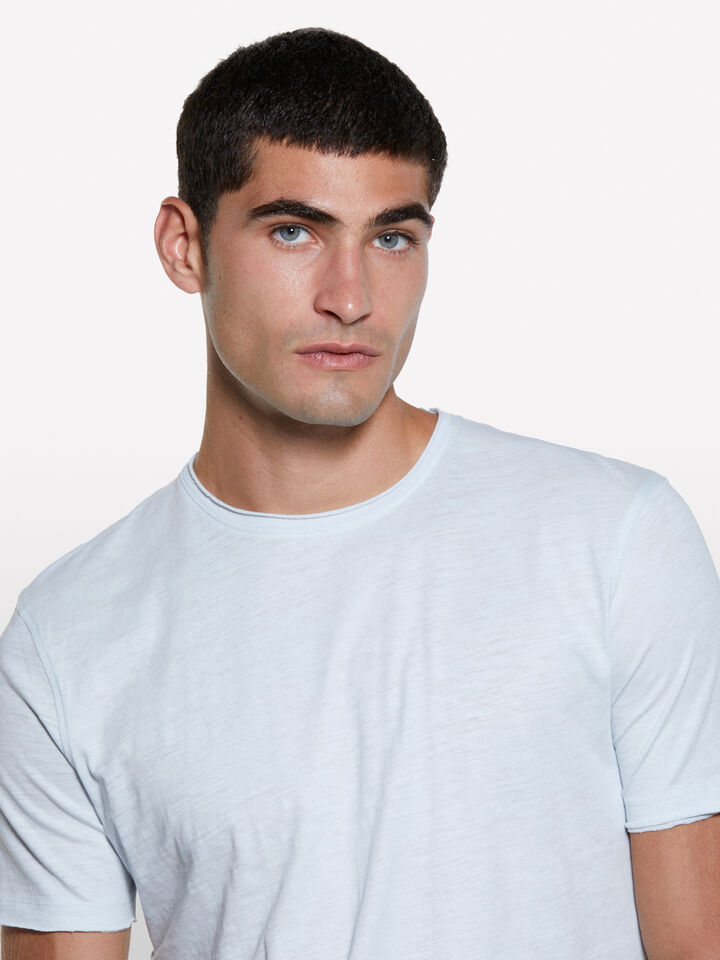 Light blue slim fit short sleeve t-shirt - men's short sleeve t-shirts - Light Blue | Sisley image number 4